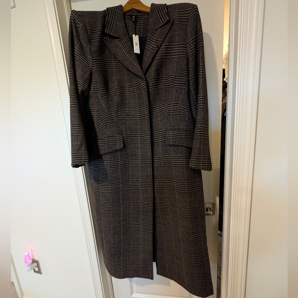 Brand NWT Banana Republic Black, Brown, Tan And Black Winter Coat - Picture 3 of 8